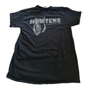 Hooters Ocean City MD T Shirt Black Graphic Tee‎ Restaurant Medium EUC